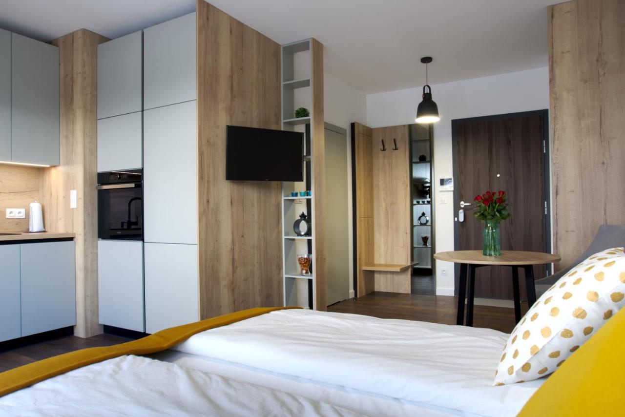 Essence Apartments Topaz Poznań Exterior foto