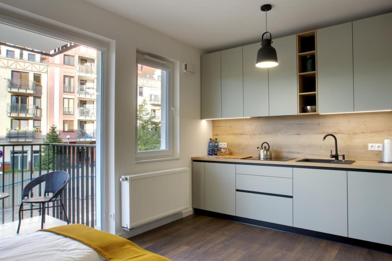 Essence Apartments Topaz Poznań Exterior foto